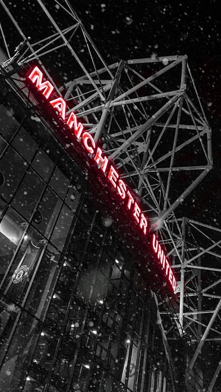 Captivating manchester united iphone wallpaper for fans everywhere