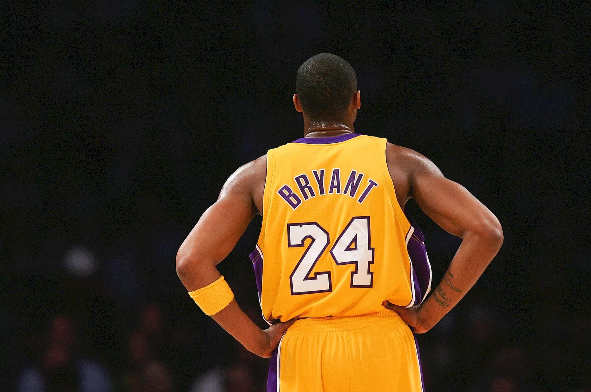 high-resolution kobe wallpaper iphone