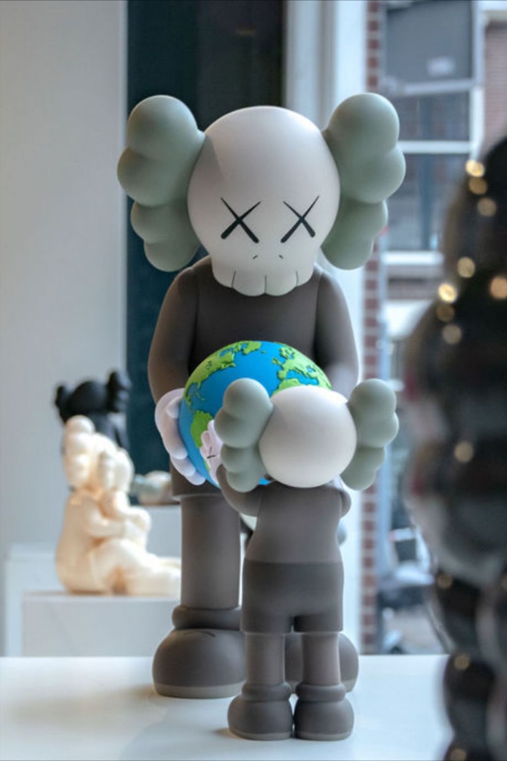 kaws wallpaper iphone 0095